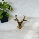 مجسمه گوزن کوچک
